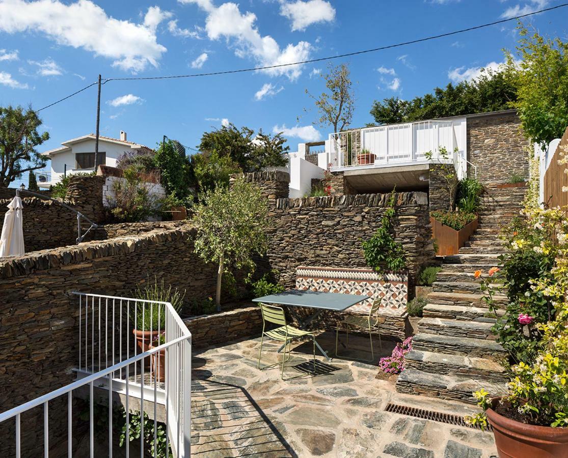 カダケス Centric Townhouse With Sea View - Casa Martaヴィラ エクステリア 写真