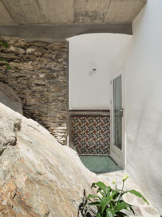 カダケス Centric Townhouse With Sea View - Casa Martaヴィラ エクステリア 写真